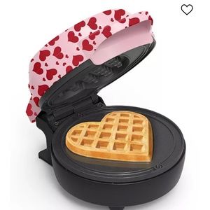 Eat with love . Mini Heart waffle maker